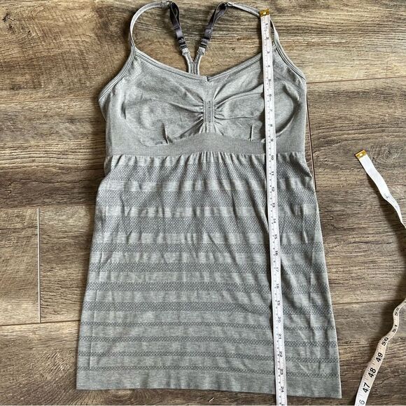 Lululemon Ebb & Flow Tank Heathered Dark Classic Sport Grey Size 6 Athletic Top - Picture 9 of 12